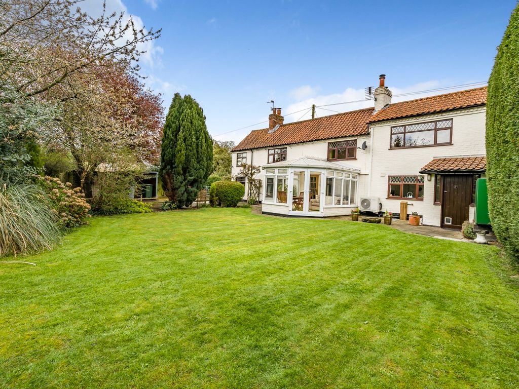 5 bed detached house for sale in Crab Lane, North Muskham, Newark NG23