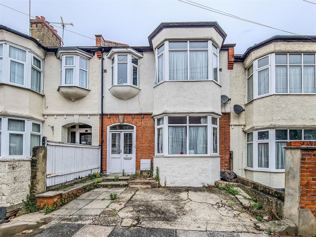 5 bed terraced house for sale in Portland Avenue, SouthendOnSea SS1