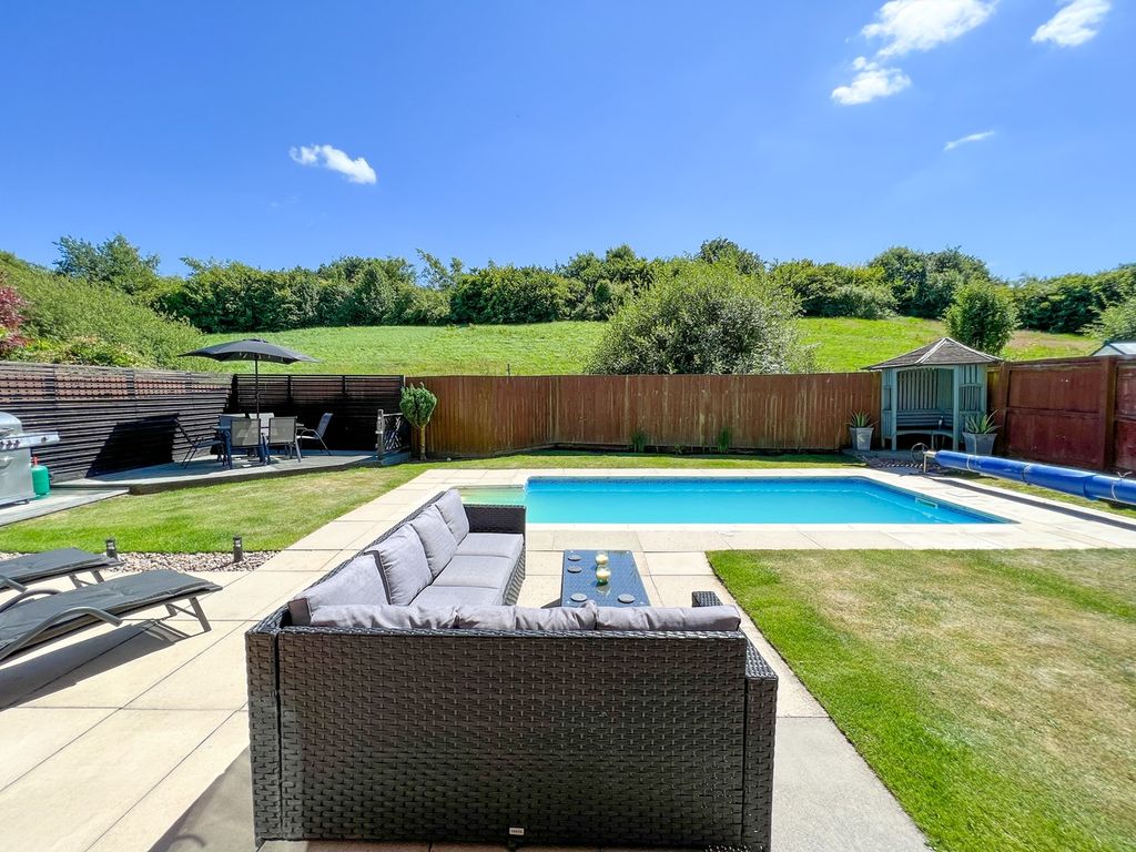 4 bed detached house for sale in Greenfield Crescent, Grange Moor