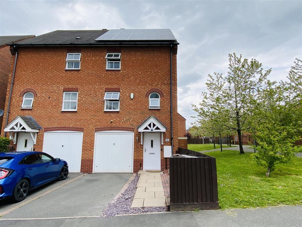 3 bed town house for sale in staples drive, coalville, leicestershire le67