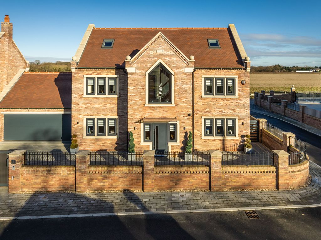 4 bed detached house for sale in The Gables, 3 Rose Meadows, Barnby