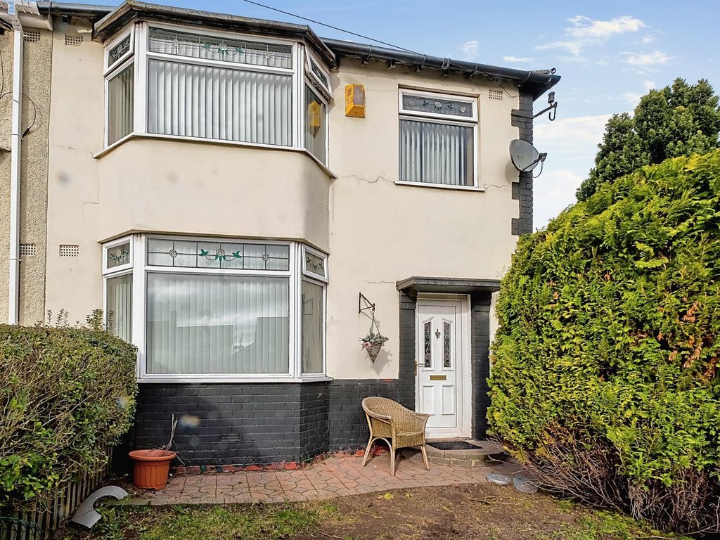 3 bed semidetached house for sale in Hillfoot Avenue, Hunts Cross