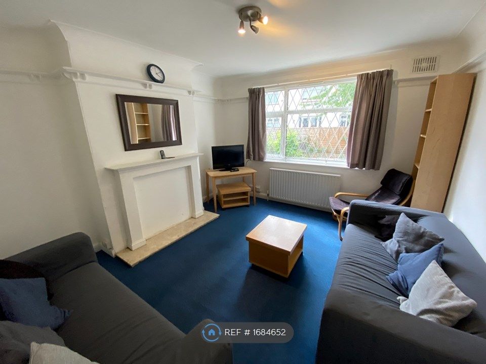 4 bed semidetached house to rent in Buckingham Road, Leeds LS6 Zoopla