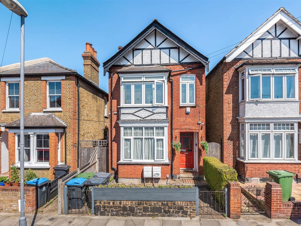 4 bed to rent in Chesham Road, Norbiton, Kingston Upon Thames KT1 Zoopla
