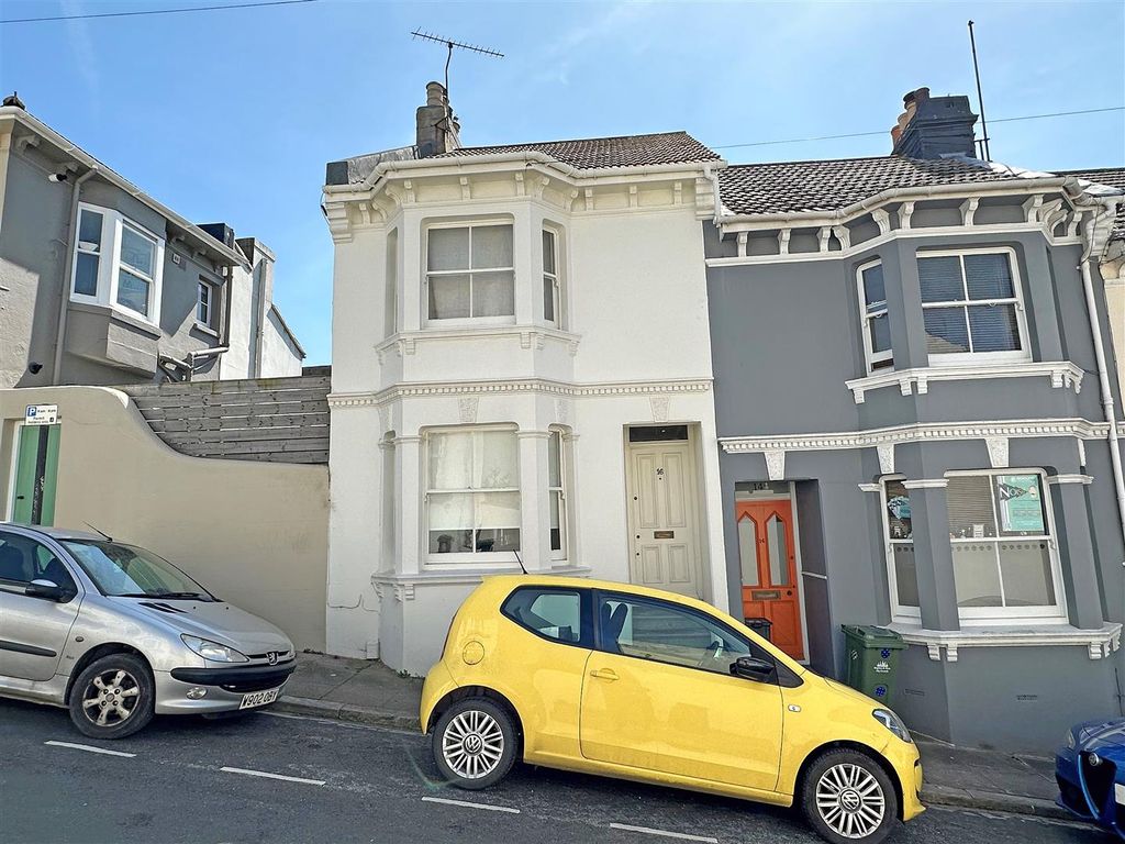 2 bed semidetached house for sale in Roundhill Road, Brighton BN2 Zoopla