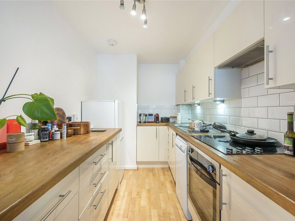 1 bed flat to rent in North Rise, St. Fields, London W2 Zoopla