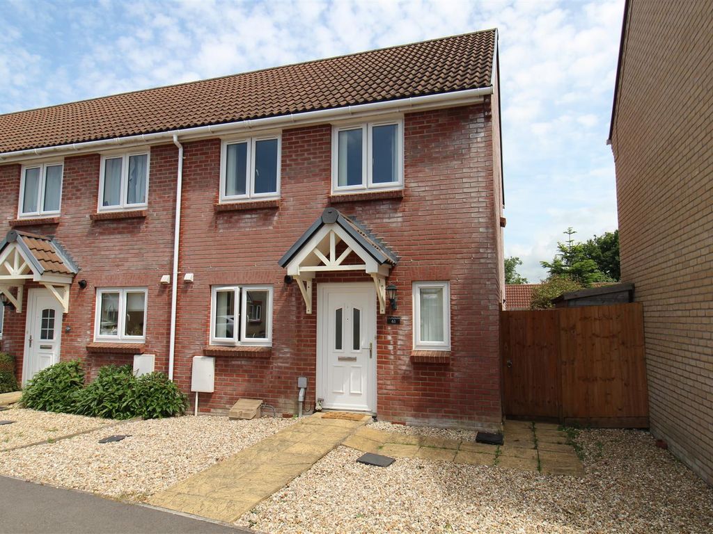 2 bed end terrace house to rent in Monarch Road, Crewkerne TA18, £950