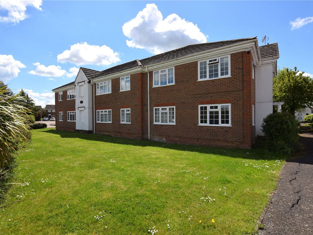 1 bed flat to rent in St Giles Lodge, Kingfisher Way, Bicester, Oxfordshire OX26 Zoopla
