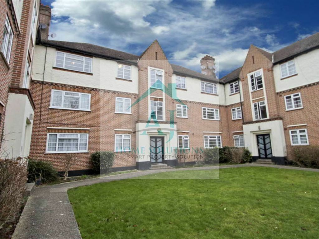 2 bed flat for sale in High View Court, College Road, Harrow Weald, Harrow, Greater London HA3