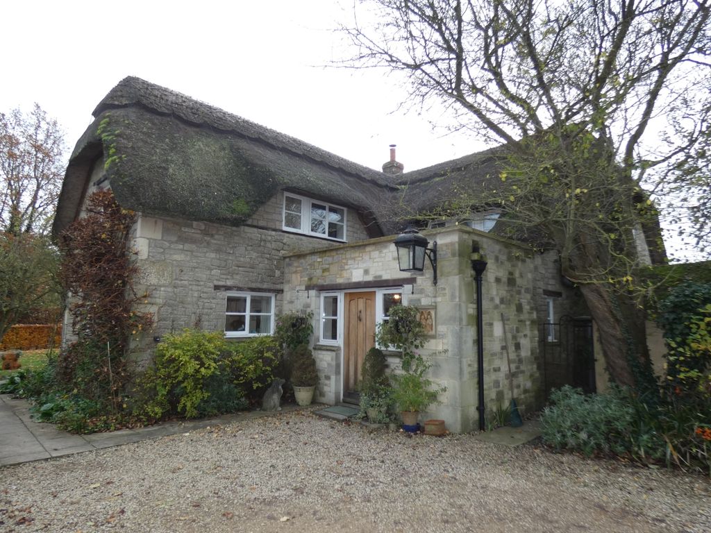 4 bed cottage to rent in Bapton, Warminster, Wilts BA12 Zoopla
