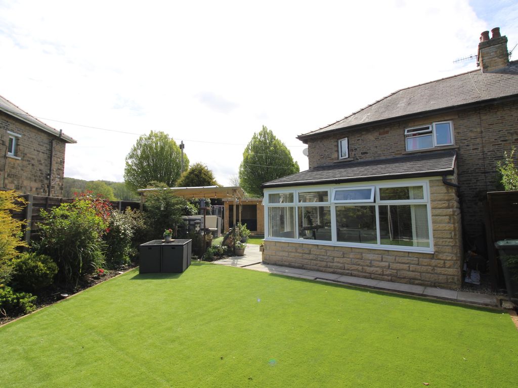 3 bed semidetached house for sale in Newshaw Lane, Hadfield, Glossop