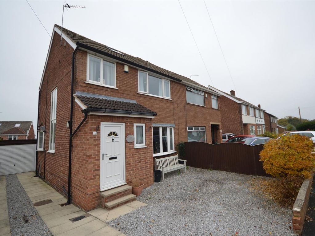 3 bed semidetached house for sale in Manor Crescent, Walton, Wakefield