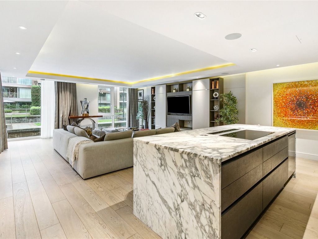 New home, 3 bed flat for sale in Dockside House, 4 Park Street, London