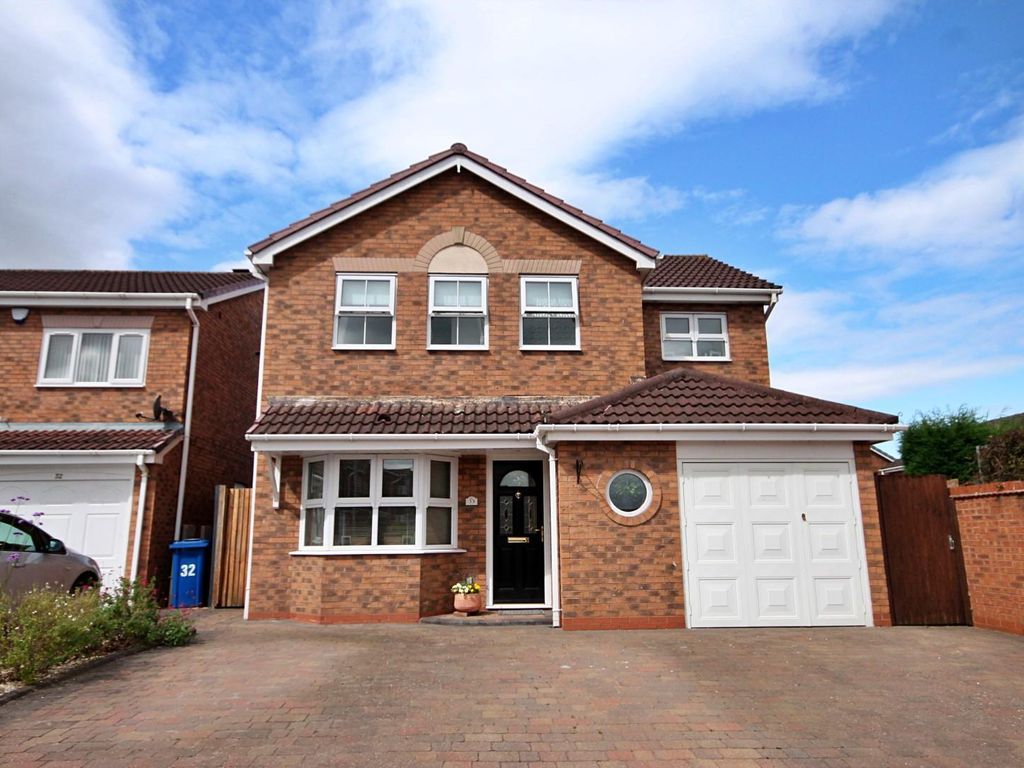 4 bed detached house for sale in Falmouth Drive, Amington, Tamworth B77
