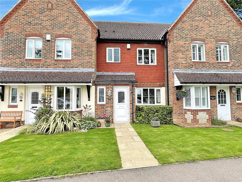 3 bed terraced house for sale in Watersmead Drive, Littlehampton, West