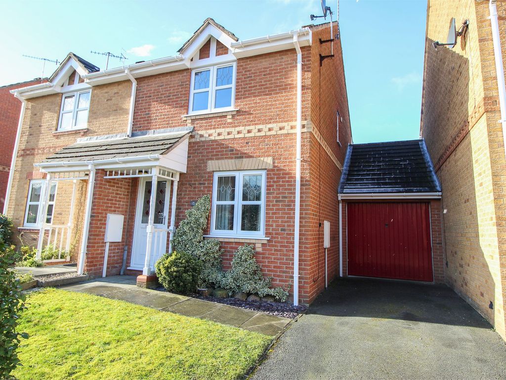 2 bed semidetached house to rent in Spital Brook Close, Chesterfield S41 Zoopla