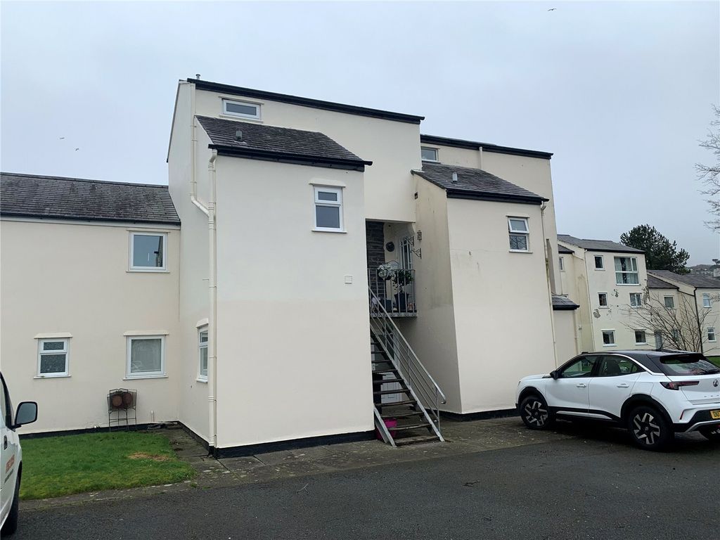 2 bed flat for sale in Glan Gors, Harlech, Gwynedd LL46 Zoopla