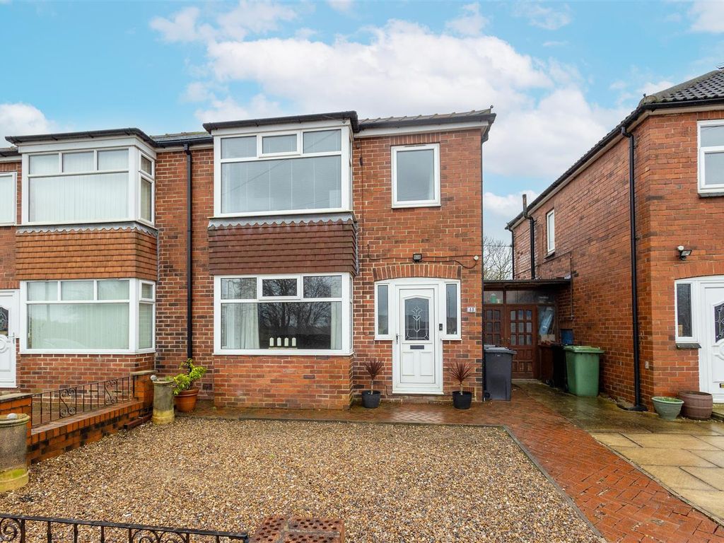 3 bed semidetached house for sale in Station Lane, Thorpe, Wakefield