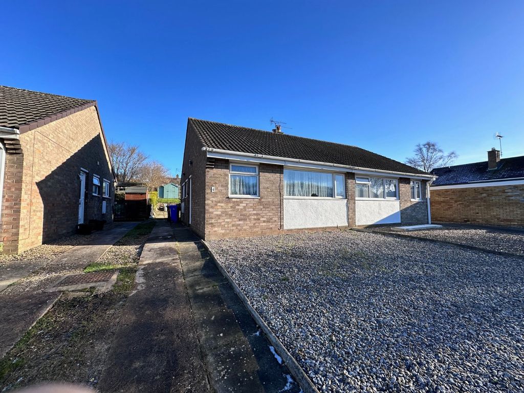 2 bed bungalow for sale in Kirkham Road, Bridlington, East Yorkshire