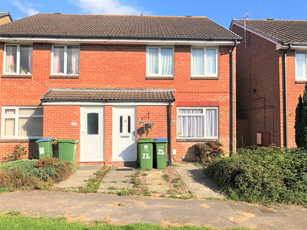 1 bed flat to rent in Finisterre Close, Stubbington, Fareham PO14, £825