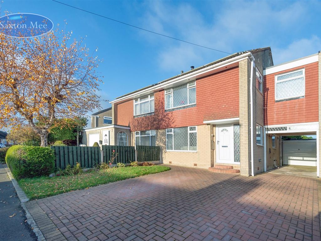 4 bed semidetached house for sale in Broad Inge Crescent, Chapeltown