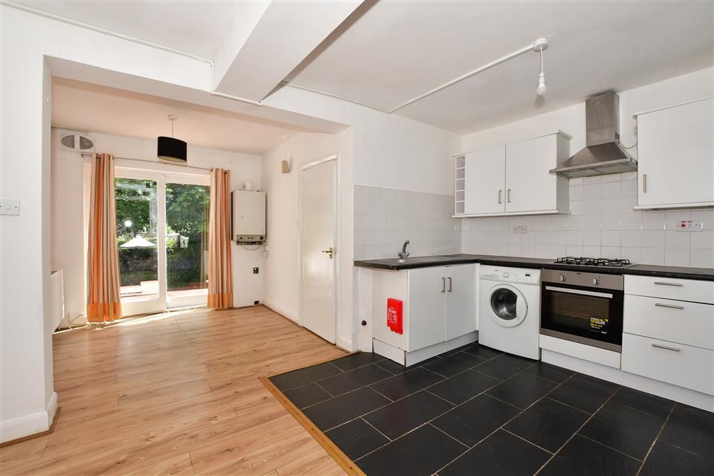 1 bed flat for sale in Wickham Lane, Abbey Wood, London SE2, £250,000