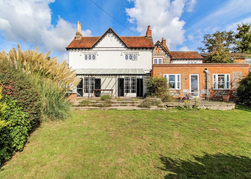 7 bed detached house for sale in Grove Hill, Emmer Green, Reading