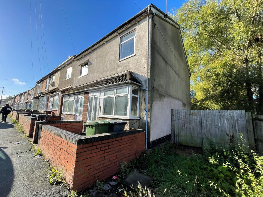 3 bed end terrace house for sale in Powell Street, Heath Town