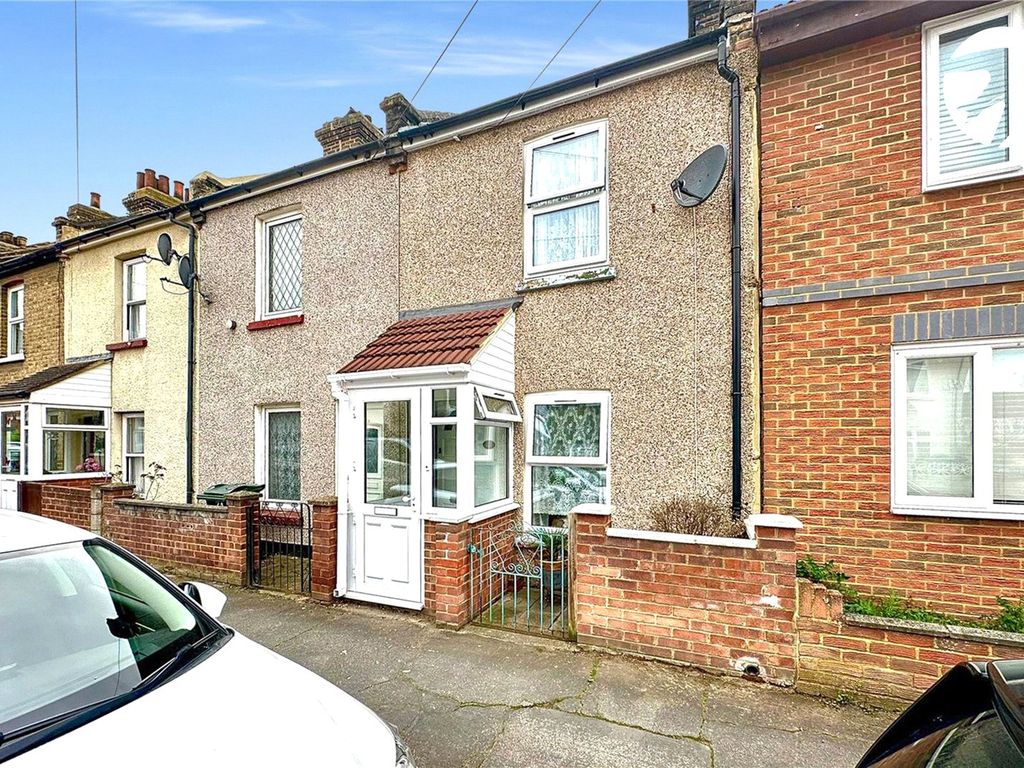 2 bed terraced house for sale in Castle Street, DA10, £