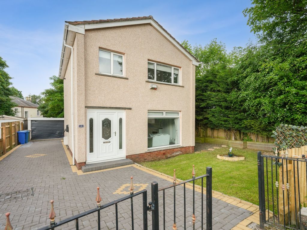 3 bed detached house for sale in High Beeches, Carmunnock, Glasgow G76