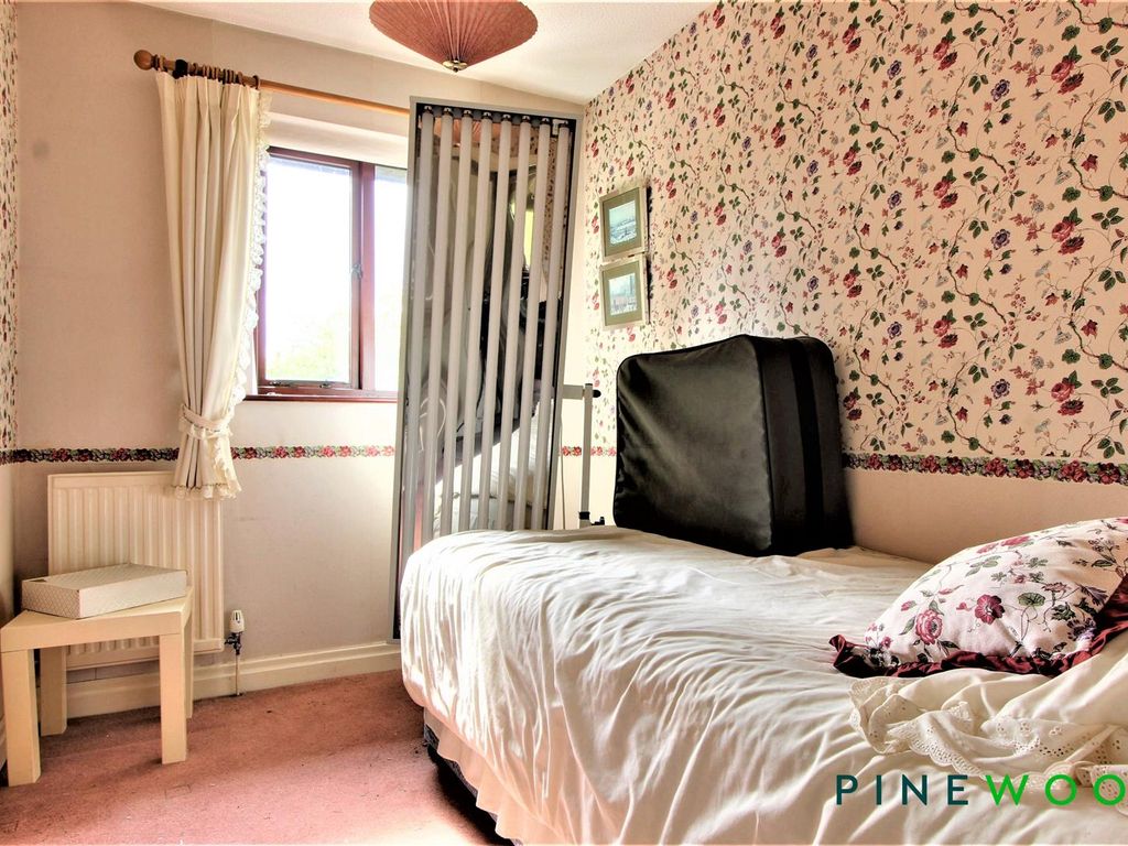 4 bed detached house for sale in Peak View, Clowne, Chesterfield, Derbyshire S43 Zoopla