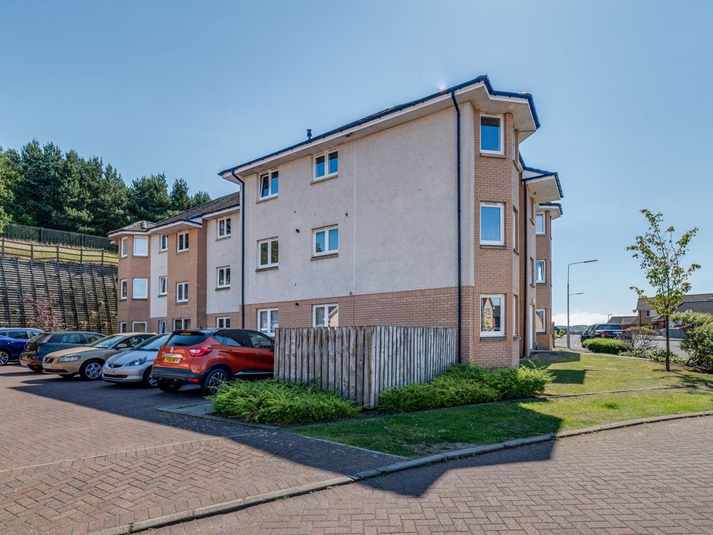 2 bed flat for sale in Fieldfare View, Dunfermline KY11 Zoopla