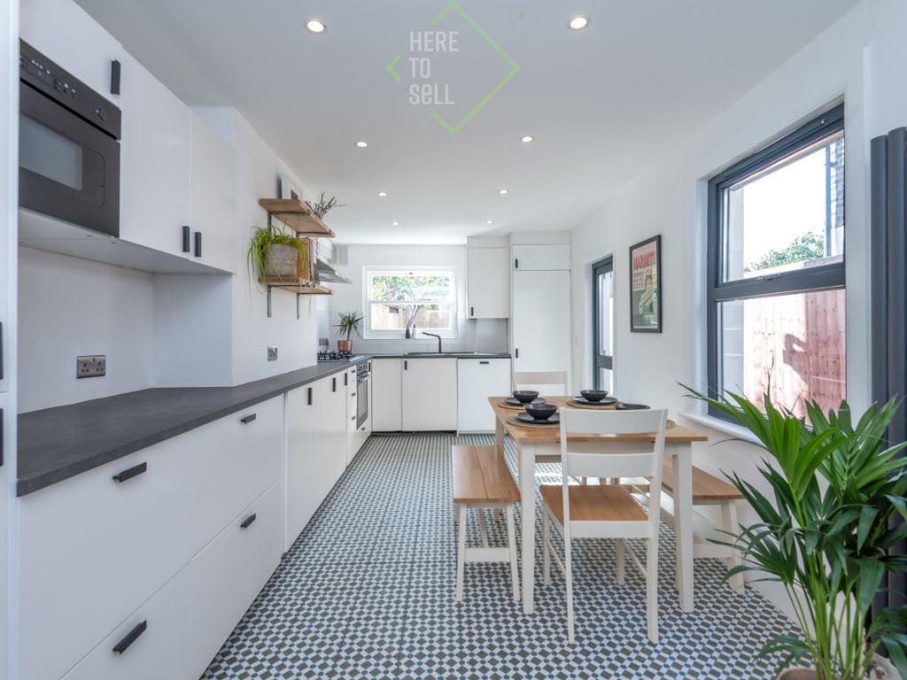 3 bed terraced house for sale in Vernon Road, Hornsey N8, £800,000 Zoopla