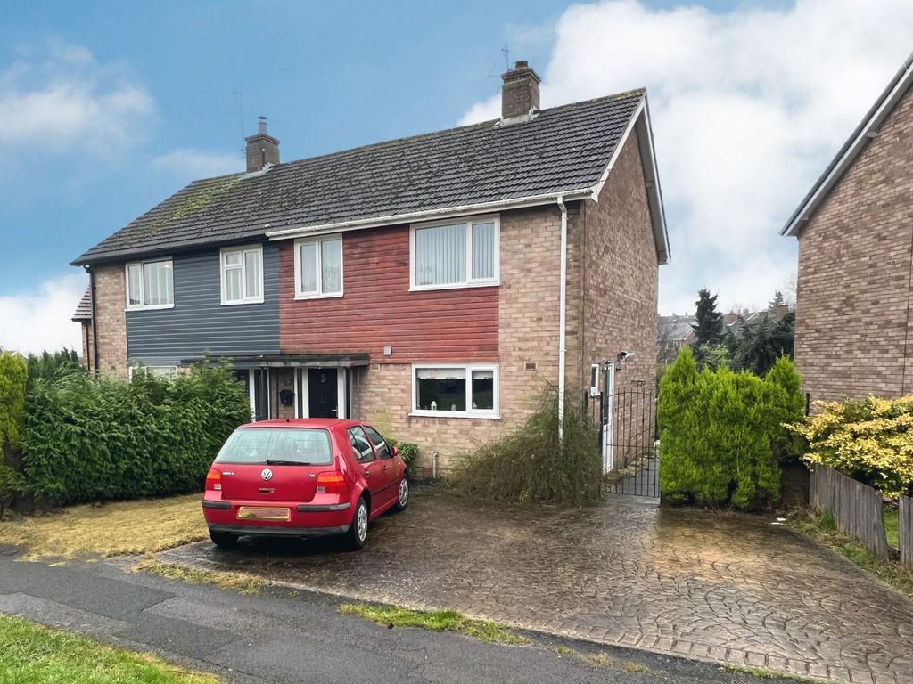 3 bed semidetached house for sale in Cleveland Way, Loundsley Green
