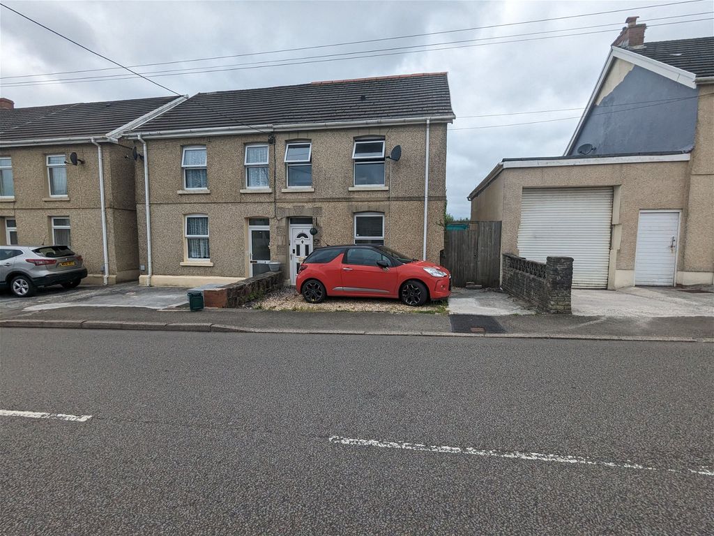 3 bed semidetached house for sale in Waterloo Road, Penygroes SA14, £