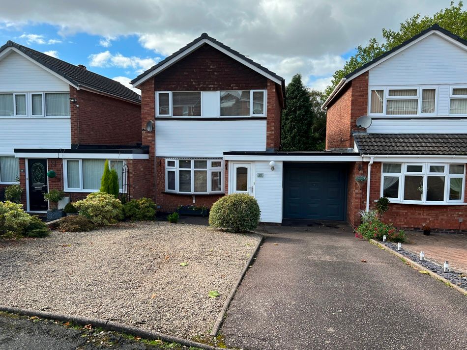 3 bed linkdetached house for sale in Huntsmans Walk, Rugeley WS15 Zoopla