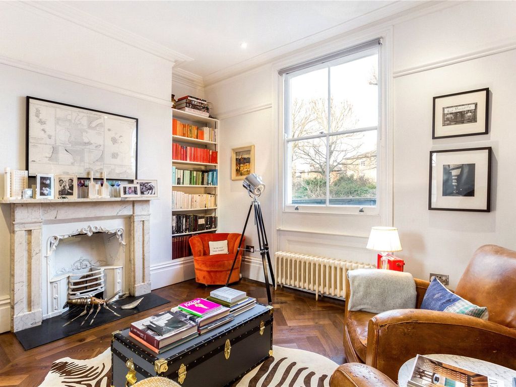 4 bed end terrace house for sale in Stockwell Park Crescent, London SW9