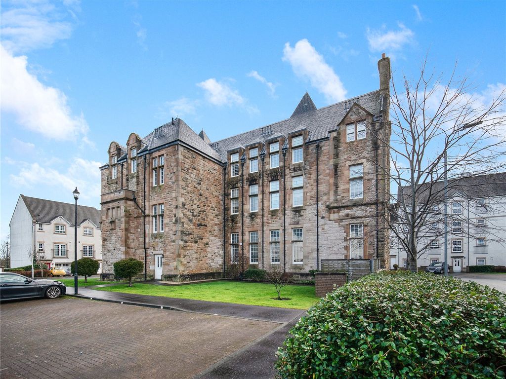 1 bed flat for sale in Parklands Oval, Glasgow G53, £145,000 Zoopla