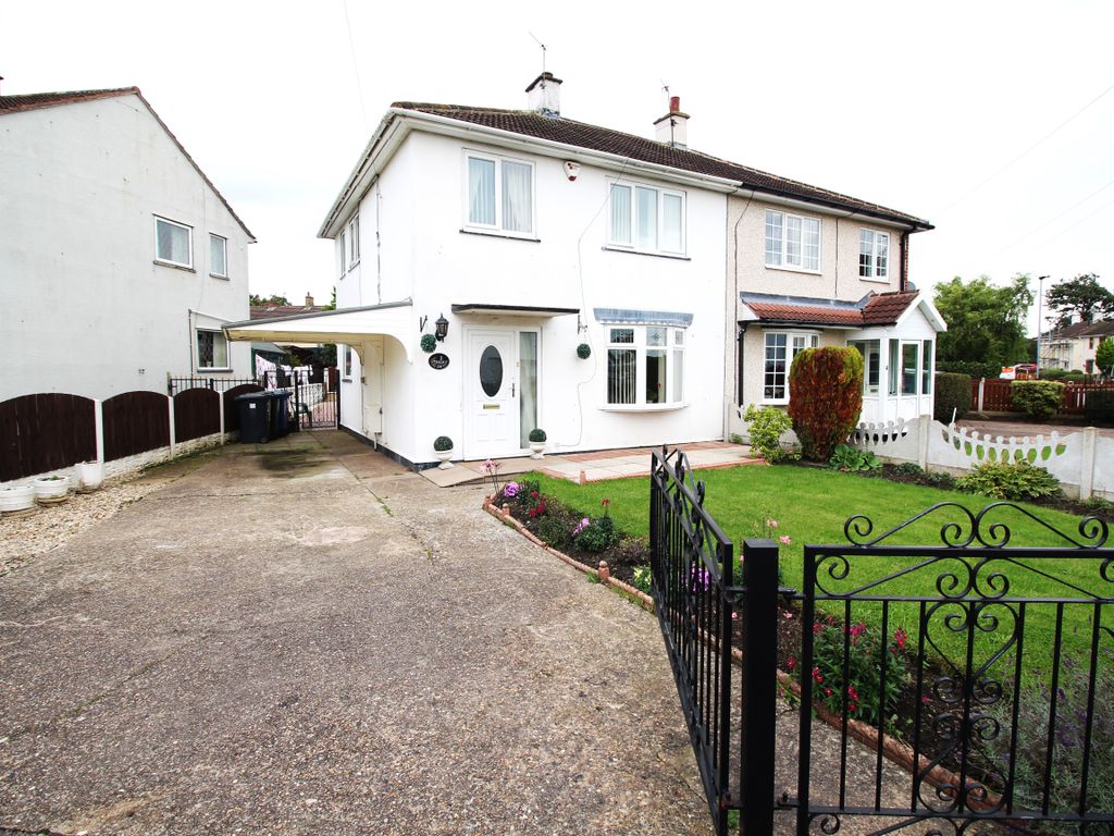 3 bed semidetached house for sale in Hallgate, Thurnscoe, Rotherham