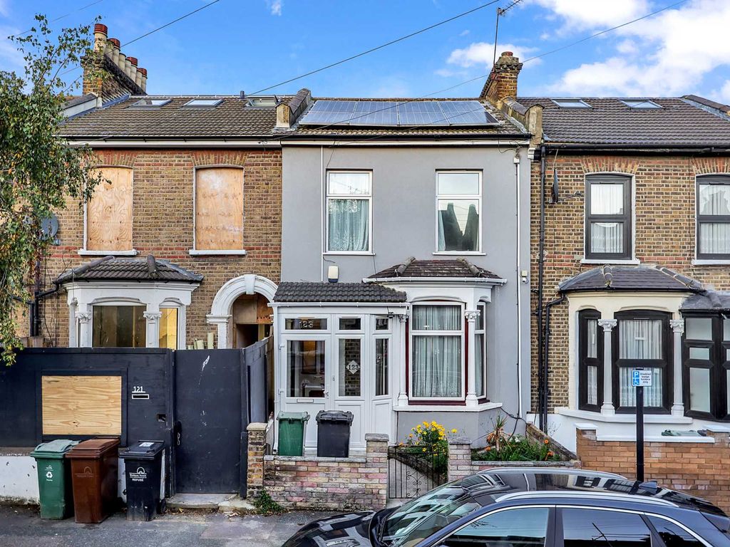 3 bed terraced house for sale in Dawlish Road, Leyton, London E10, £