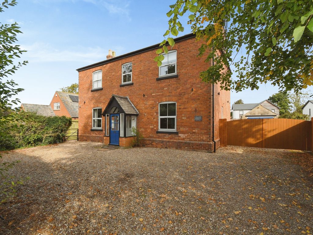 4 bed detached house for sale in Dene Lane, Walcott, Lincoln LN4, £