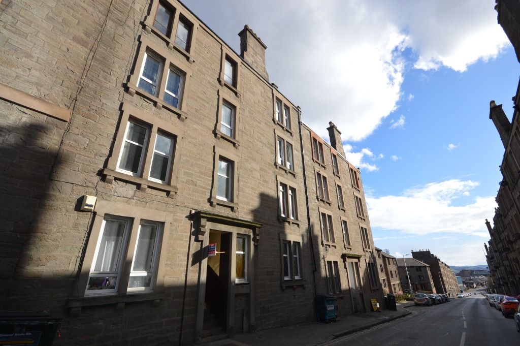 2 bed flat to rent in Provost Road, Coldside, Dundee DD3 Zoopla
