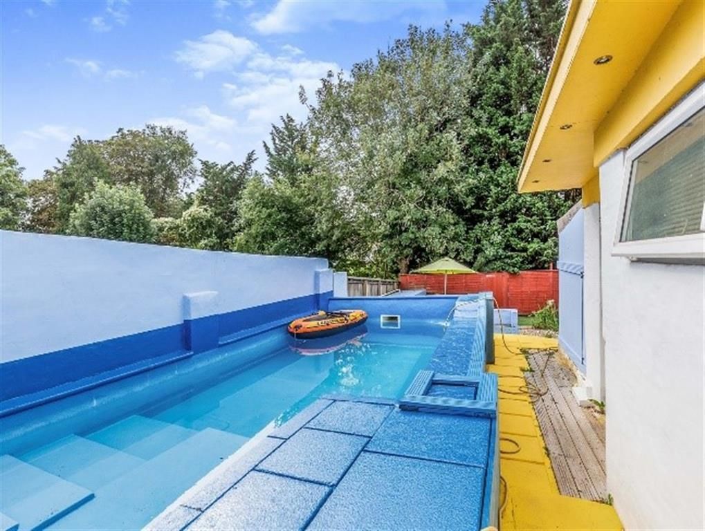 5 bed semidetached house for sale in Ponsford Road, Knowle, Bristol