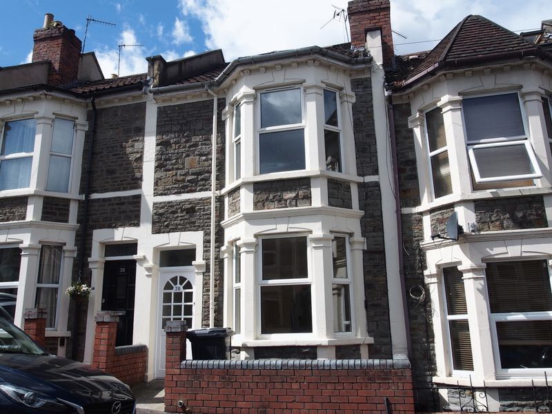 3 bed terraced house to rent in Clouds Hill Avenue, St. Bristol