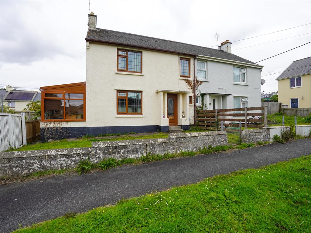 3 bed semidetached house for sale in Seaview Road, Northam, Bideford