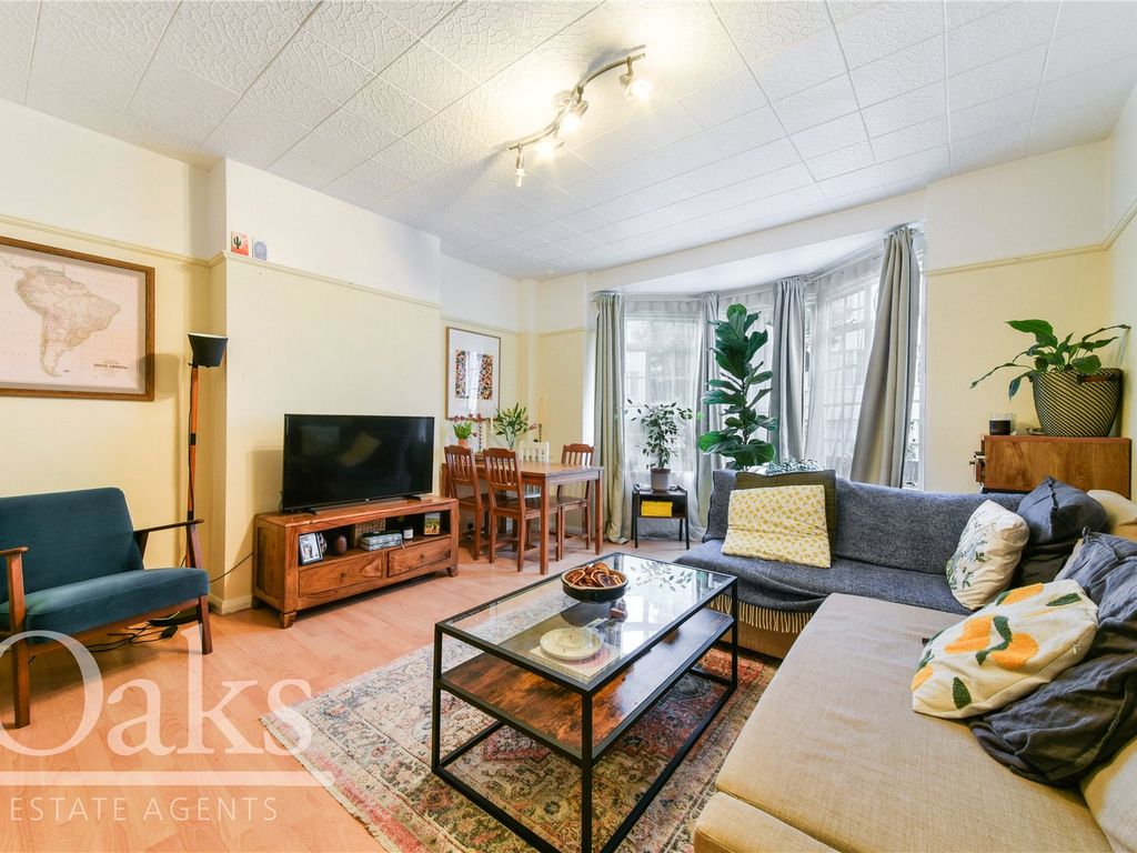 2 bed flat for sale in Streatham Hill, London SW2, £450,000 Zoopla