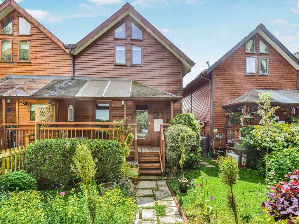 3 bed semidetached house for sale in Mill Road, Buckden, St. Neots