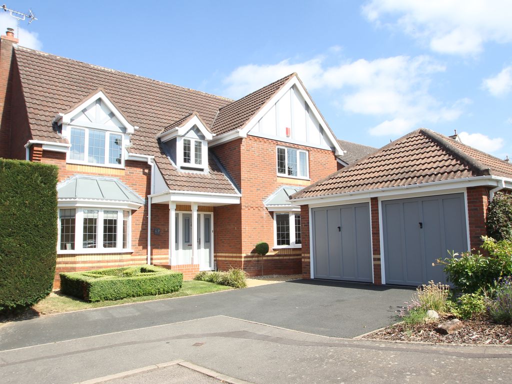 5 bed detached house for sale in Riddings Hill, Berkswell Gate, Balsall