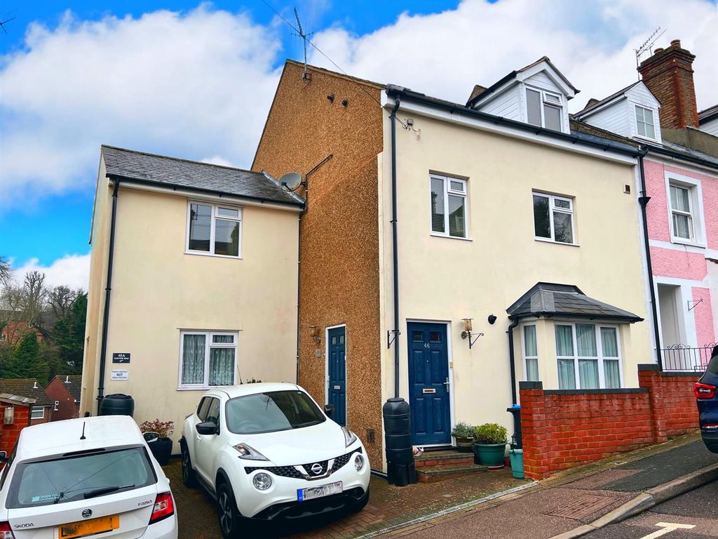 Glenview Road Boxmoor Hemel Hempstead HP1  