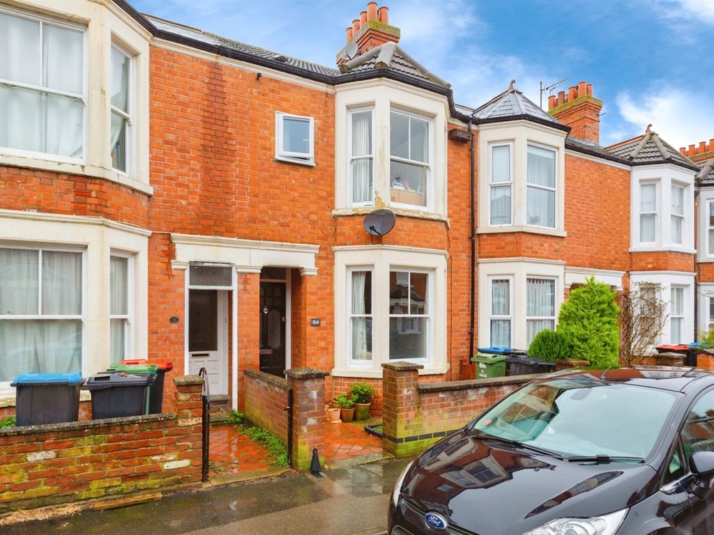 3 bed terraced house for sale in Peel Road, Wolverton, Milton Keynes